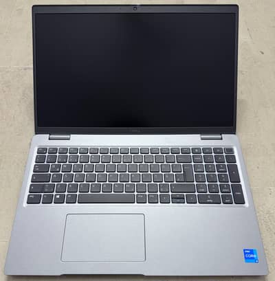 DELL Latitude 5520 Intel Core i5 11th Gen 8gb Ram 256gb ssd nvme
