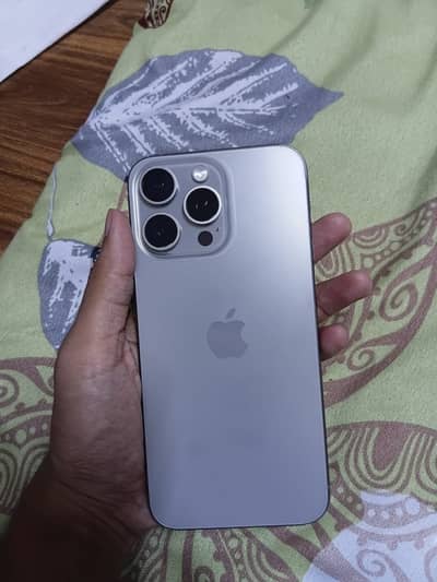 Apple iPhone 15 Pro Max