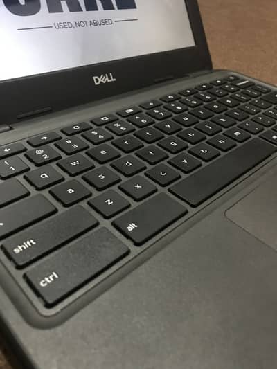 Chroomebook 3100 with touch screen and charger