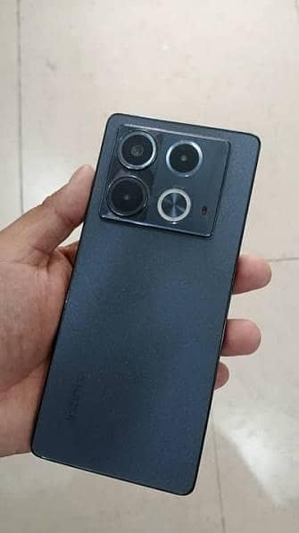 Infinix Note 40 0