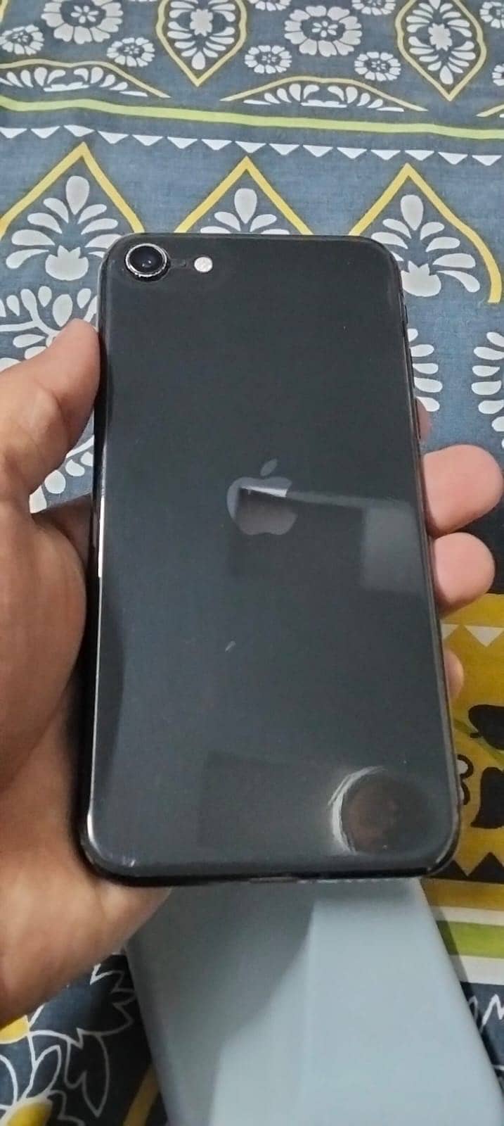 Apple iPhone SE 0