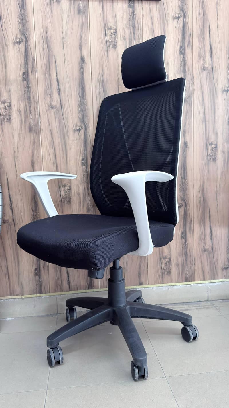 Executive Office Chairs 11
