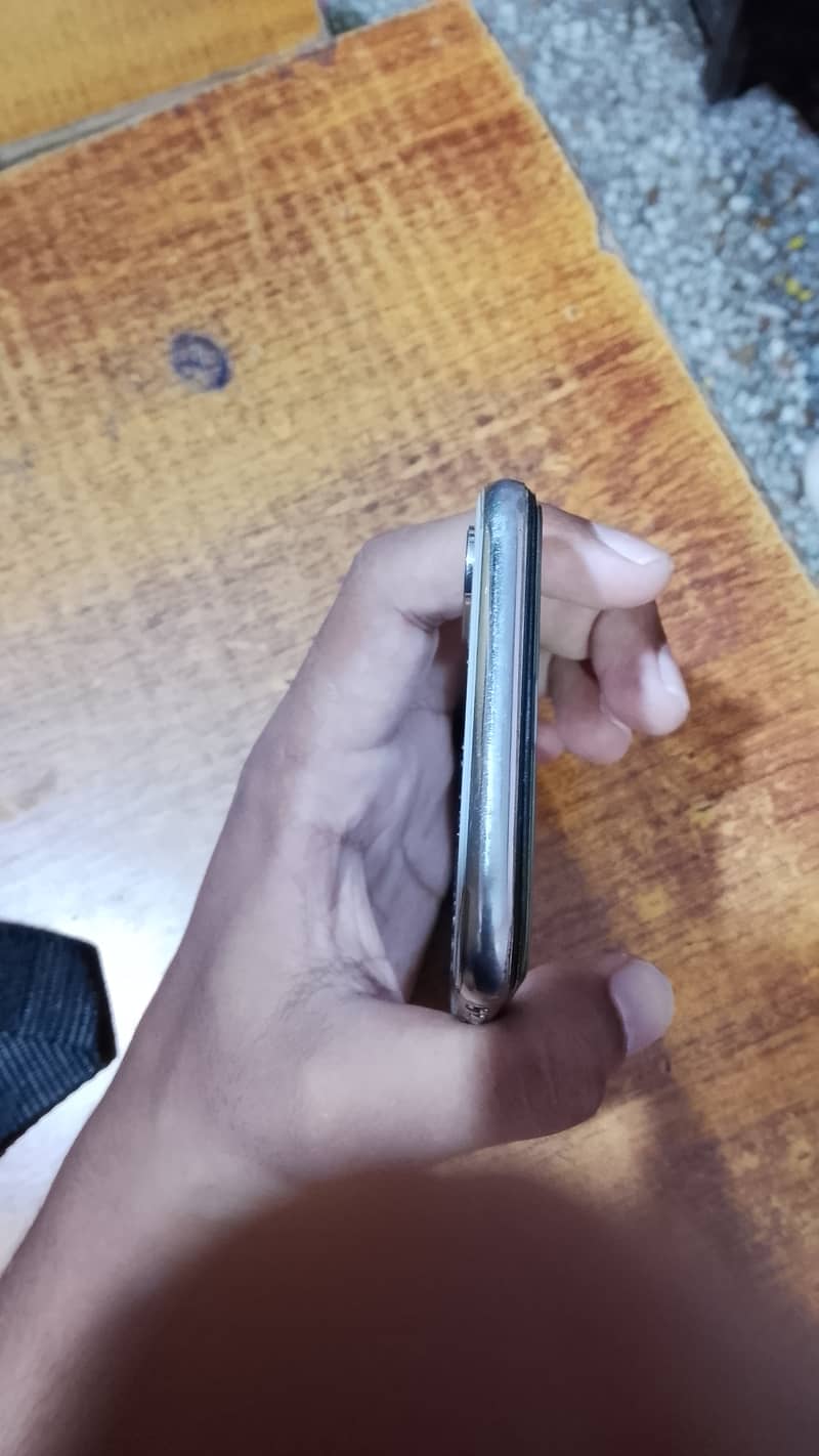 Apple iPhone X 1