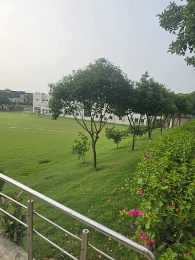 ONE KANAL BEAUTIFUL HOUSE AVAILABLE FOR RENT IN DHA PHASE 5 BLOACK K
