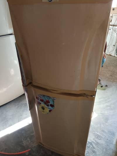 Pel fridge double door good working condition.