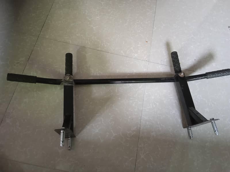 Pull up bar rubber grip 1