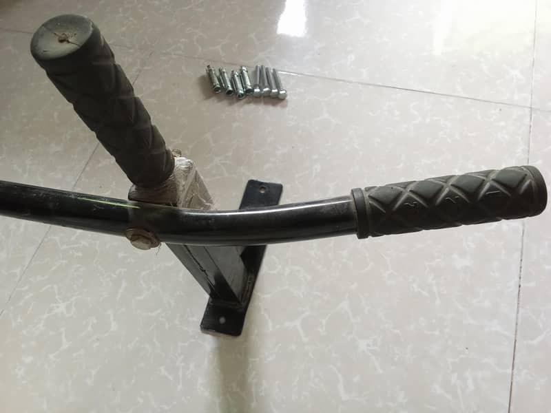 Pull up bar rubber grip 2
