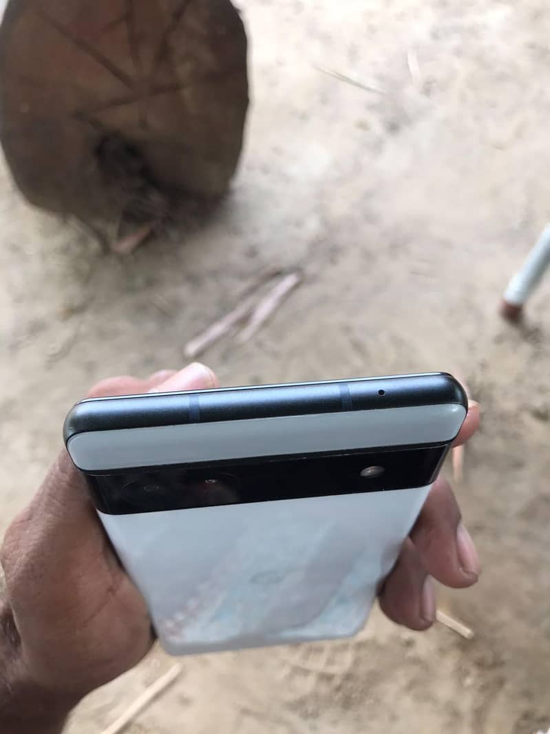 Google Pixel 6a 3