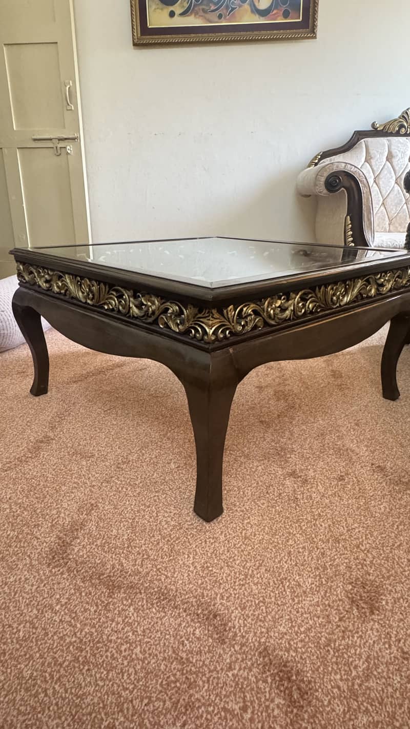 5 Seater CHINYOTI Sofas with Table 5
