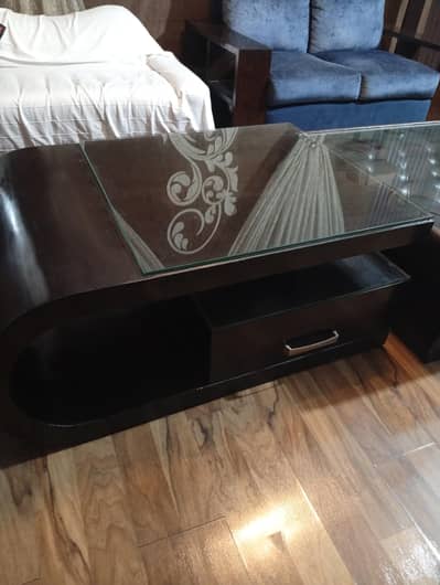 Stylish Center Table for Sale
