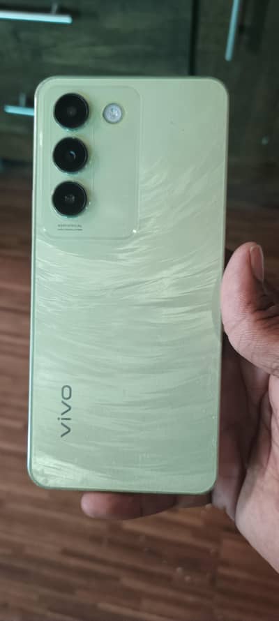 Vivo Y100