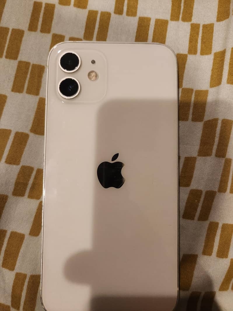 Apple iPhone 12 0