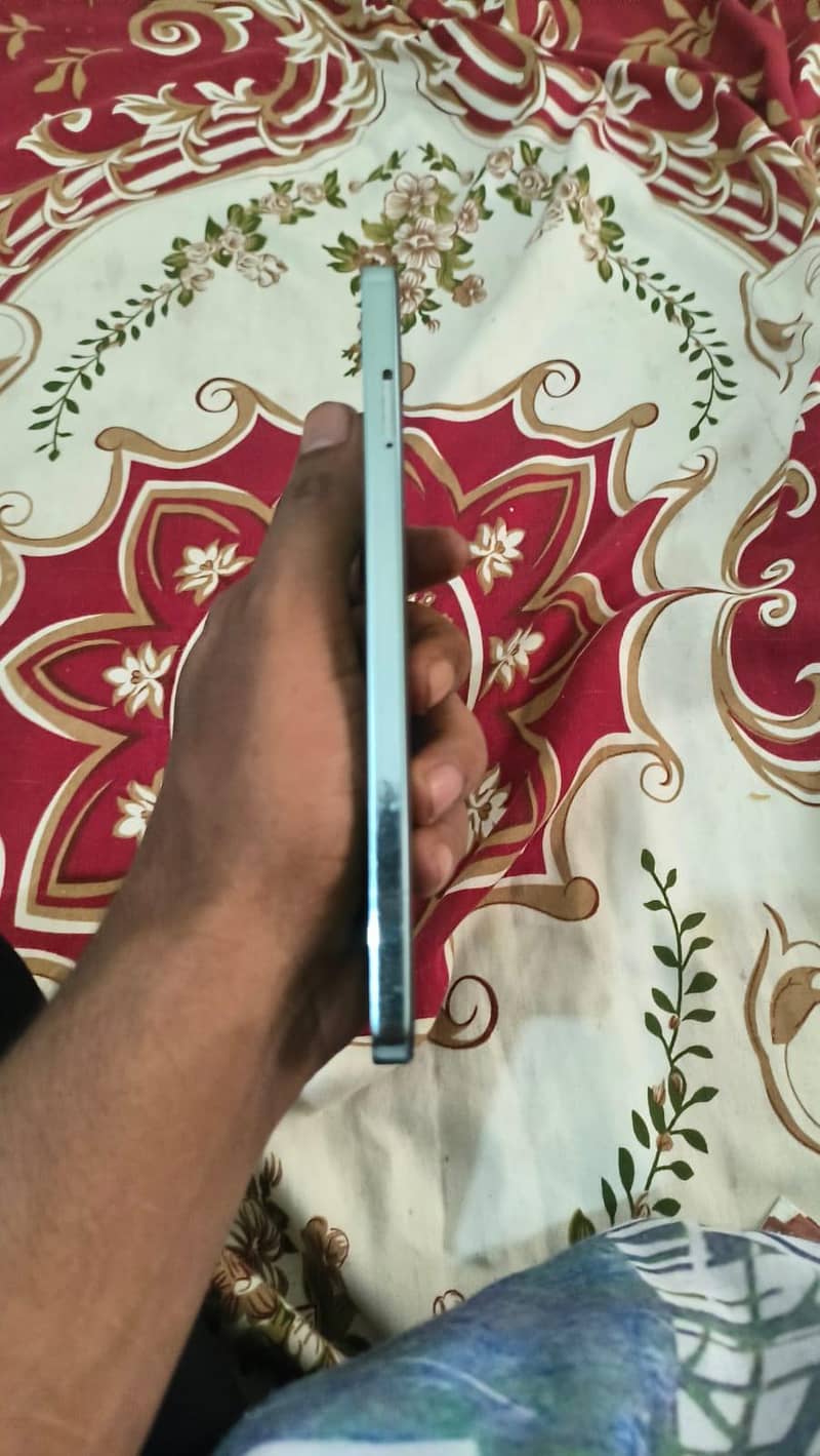 Tecno CAMON 20 2