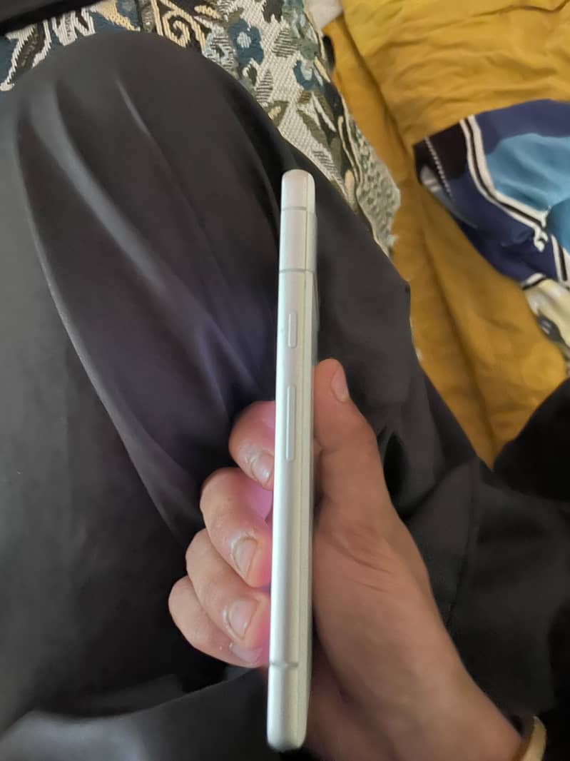Google pixel 7a 1
