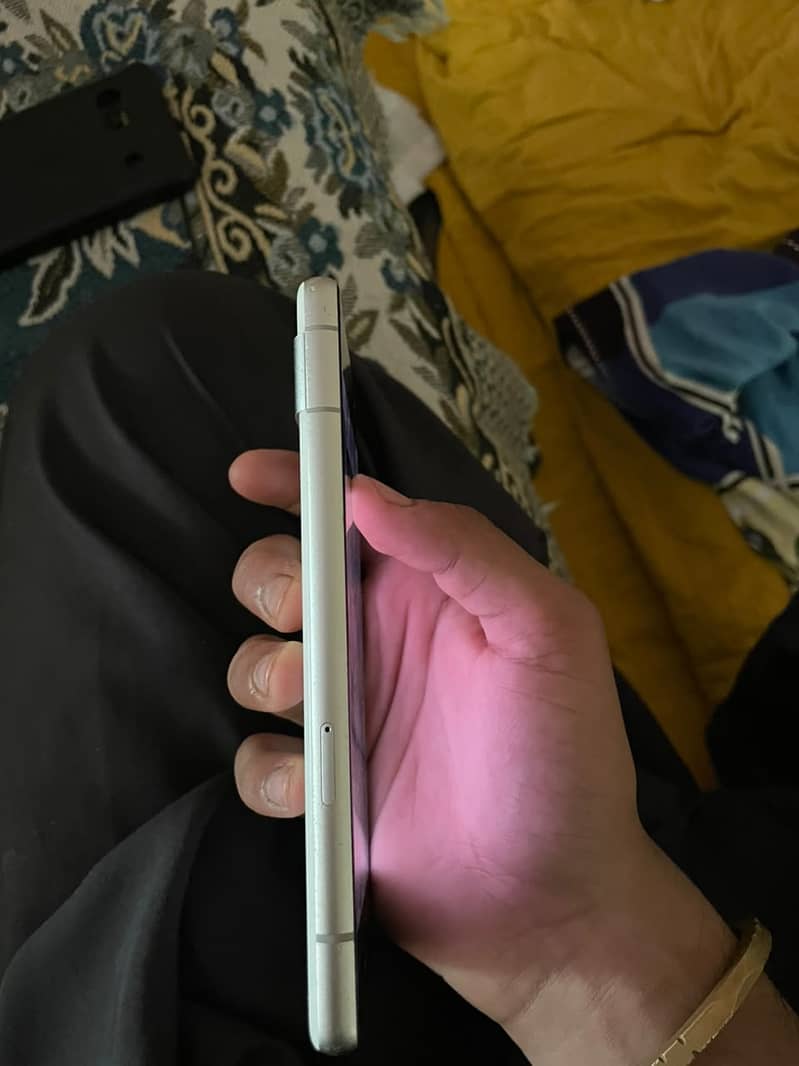 Google pixel 7a 2