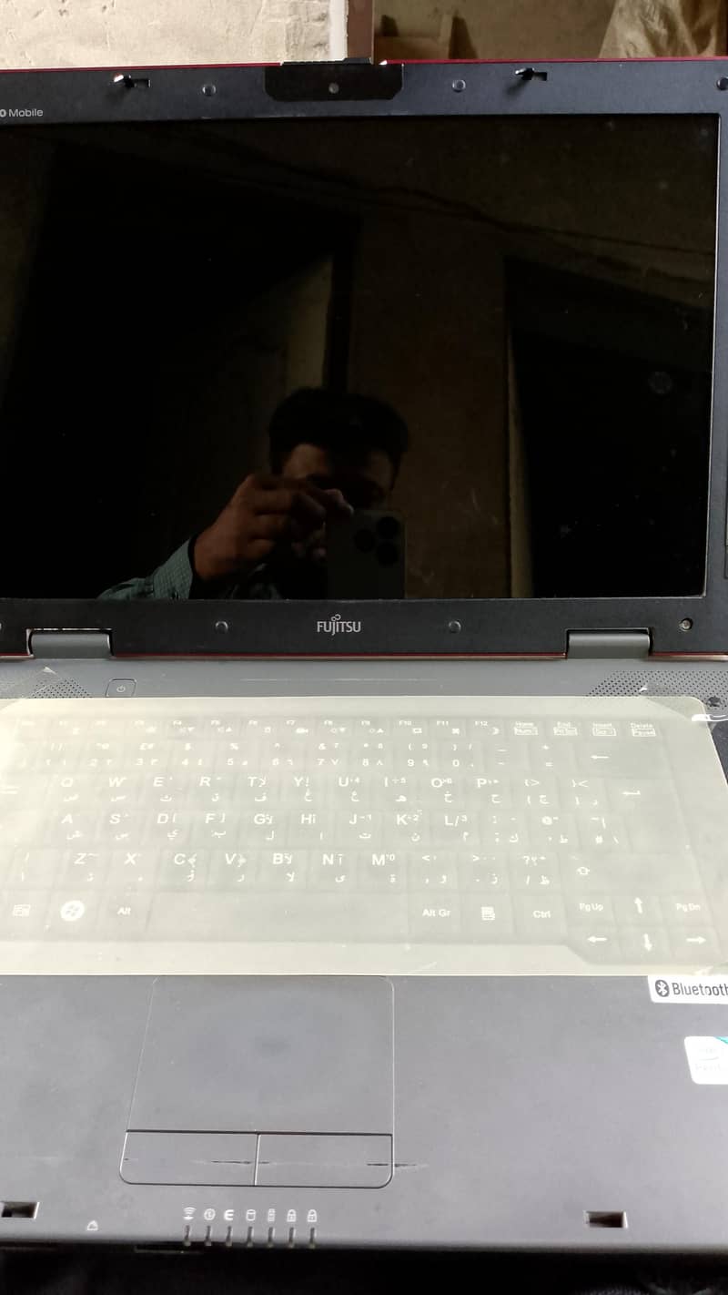 Fujitsu lap top 4