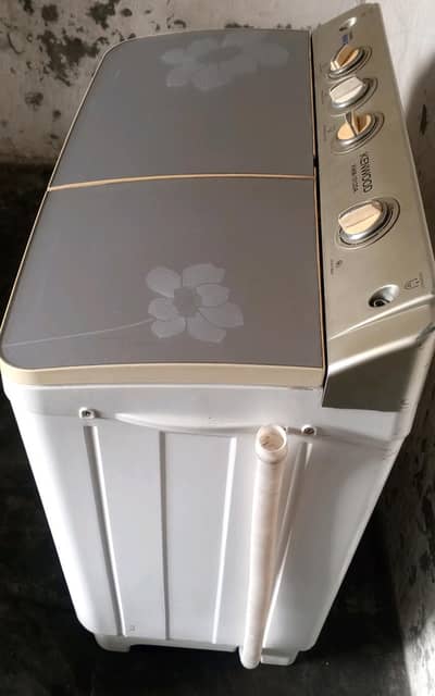 Kenwood double washing machine working good condition