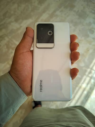 Realme GT 6