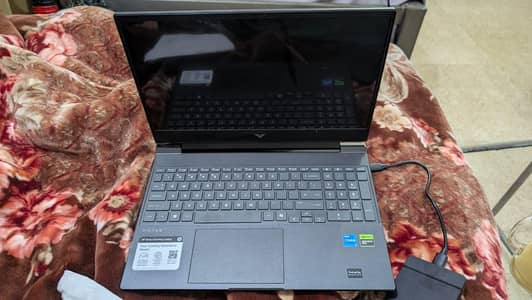 HP VICTUS 15 RTX 4050 series