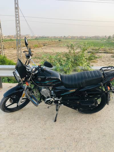 Yamaha YB 125Z-DX,125cc engine.