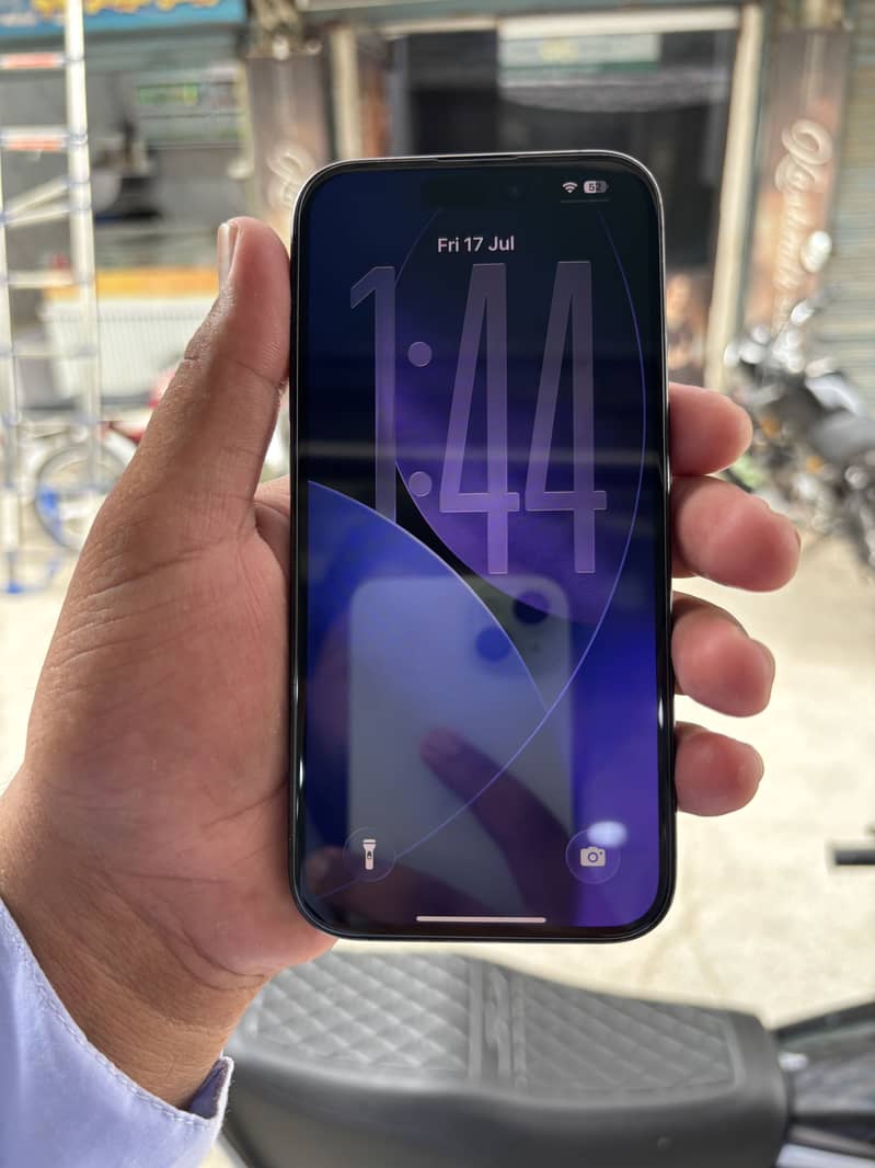 IPHONE 15PRO 1