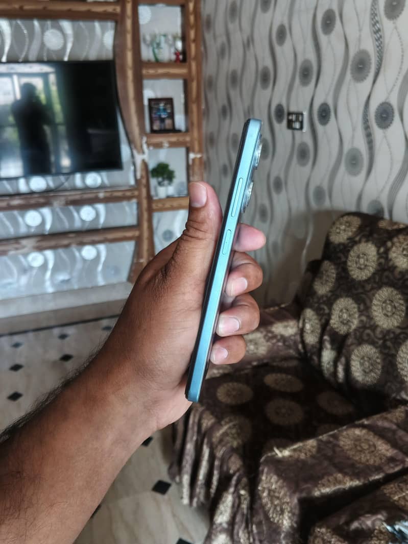 Xiaomi POCO X5 Pro 4