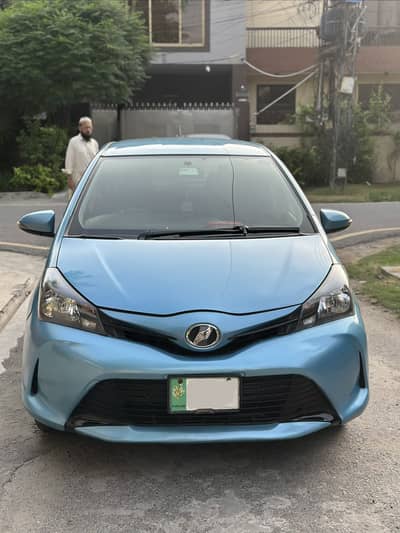 Toyota Vitz 2014