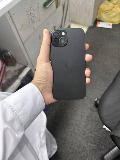 Apple iPhone 15