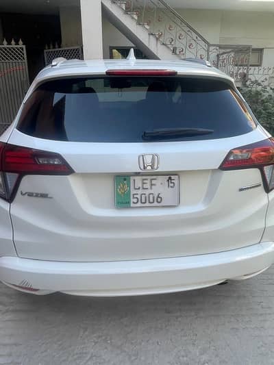Honda Vezel 2015