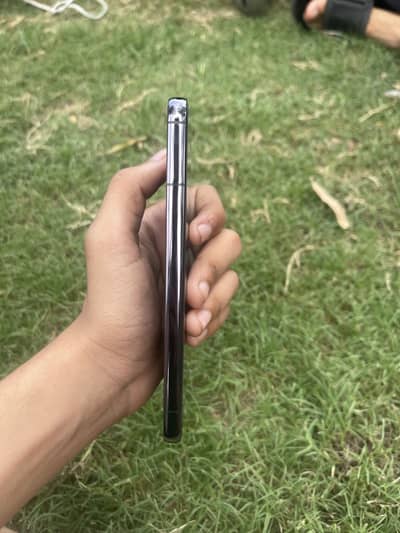 S22 black colour water resistance