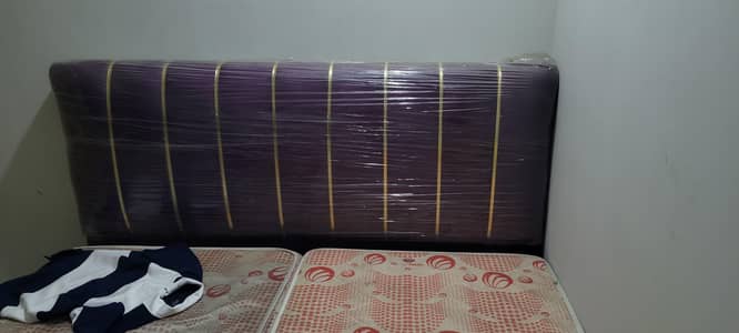 King leather Bedframe
