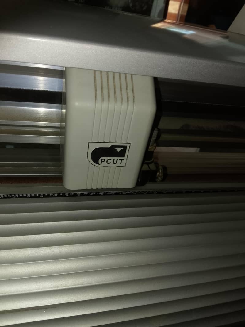 creation Plotter cutting machine just 72500 3