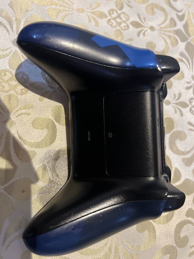 Xbox Midnight Special Forces II Controller 1