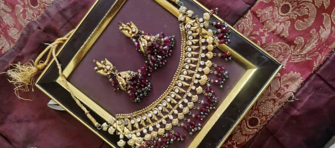 Elegant Kundan Stone Bridal Jewellery Set – Necklace & Earrings