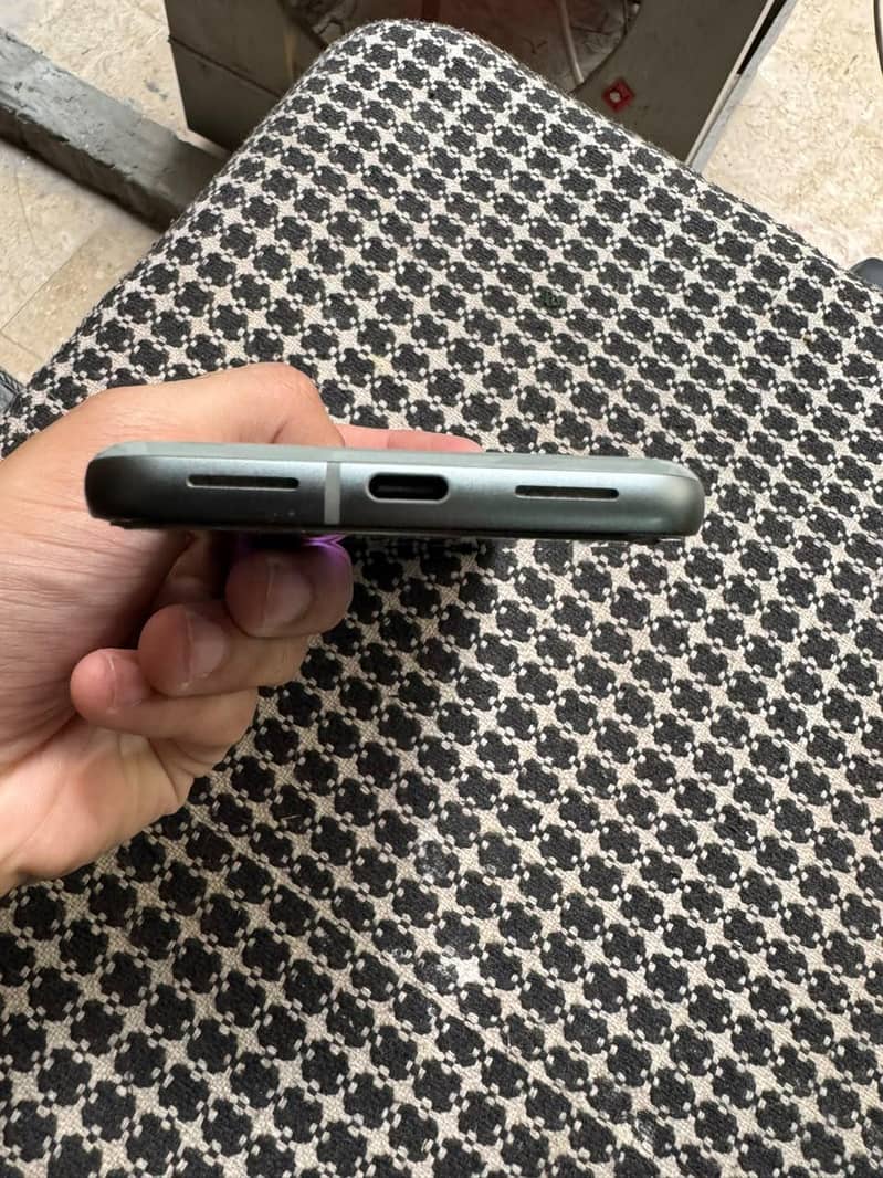 Google Pixel 8 1