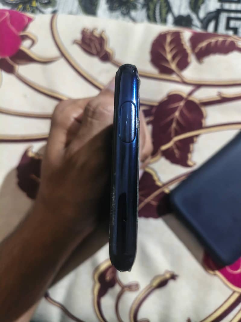 OnePlus 7pro 10/10 Condition  2
