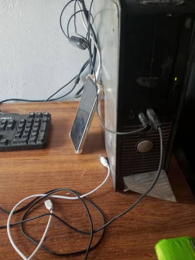 core 2 due vpro 2 GB ram 250gb hard compleat held for sale