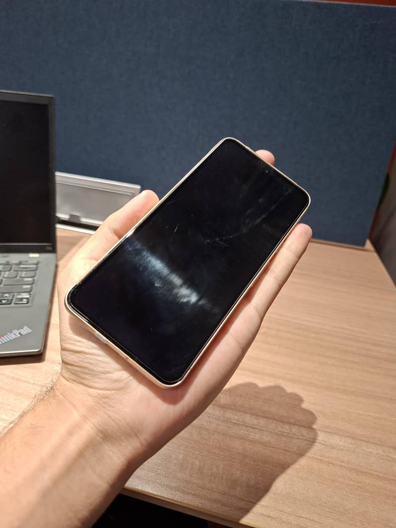 Google Pixel 8 1