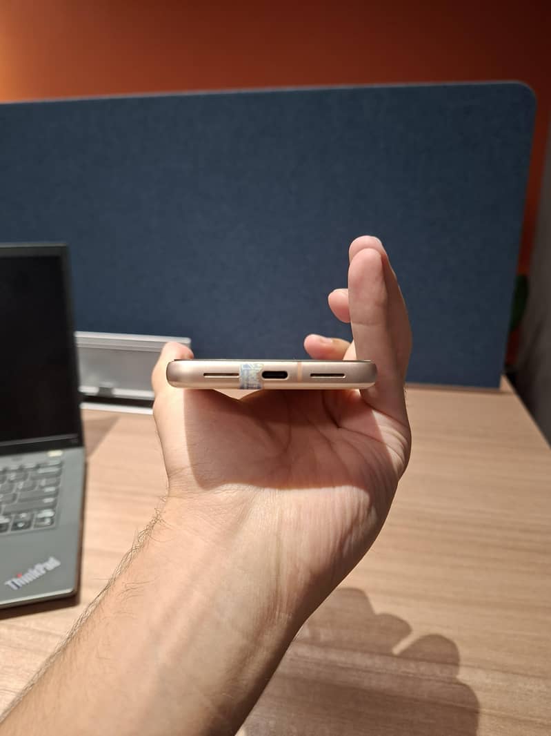 Google Pixel 8 3