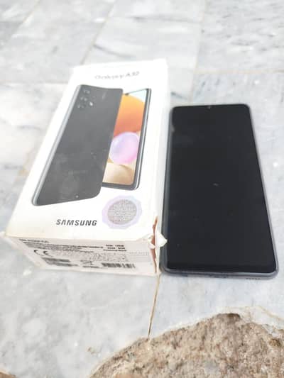 Samsung Mobile A32 Bilkul saaf he,