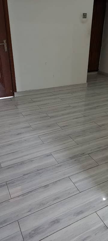 Ideal location solid construction 5