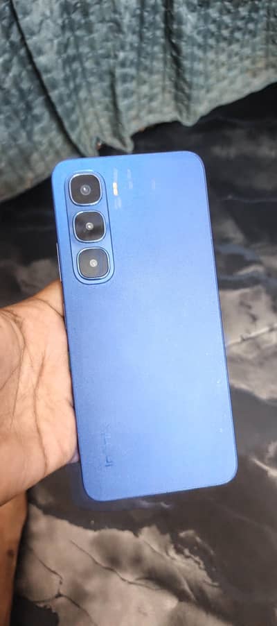 Infinix HOT 60i