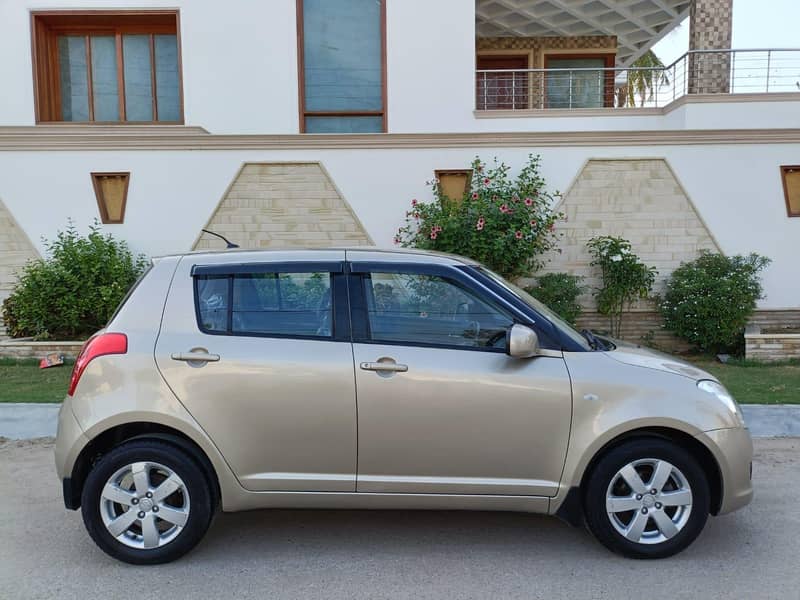 Suzuki Swift Model 2015[Automatic) 8