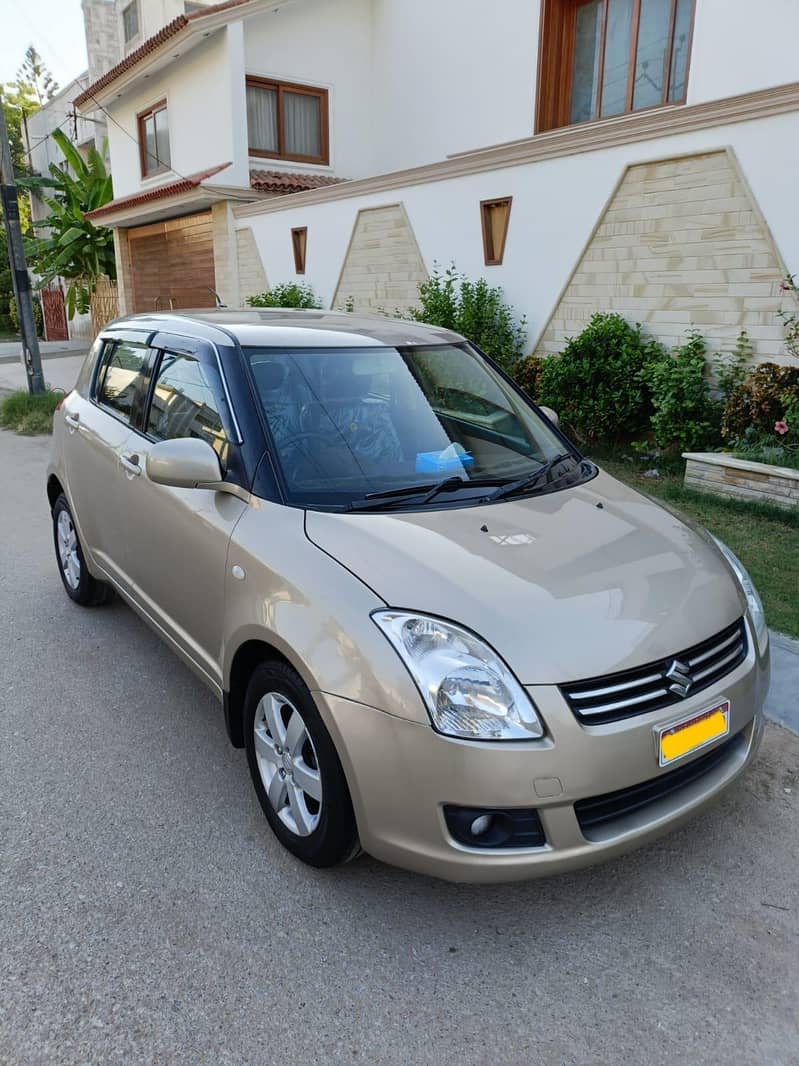 Suzuki Swift Model 2015[Automatic) 9