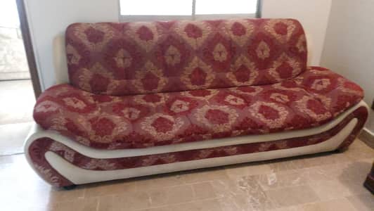 7 seater sofa (Good condition)