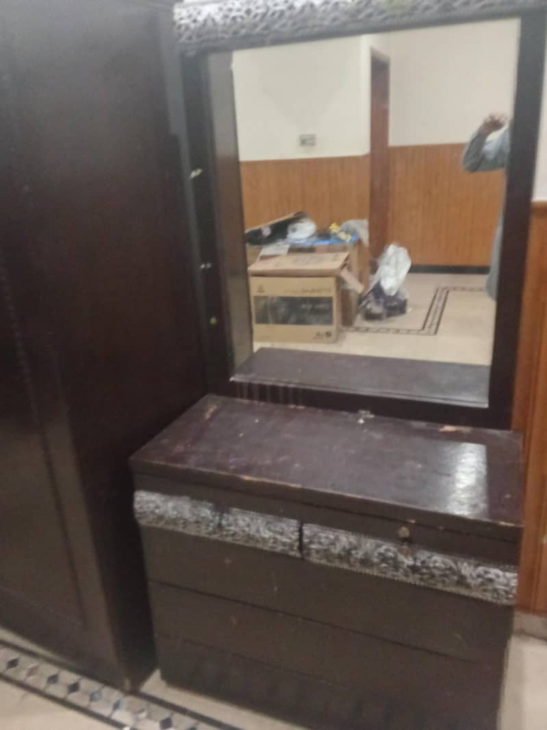 گھر کا سامان براہِ فروخت ایمرجنسی 4
