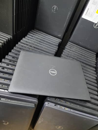 Dell latitude 3420 i5 11th Gen 8gb ram 256 ssd