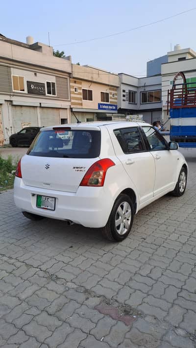 Suzuki Swift 2011