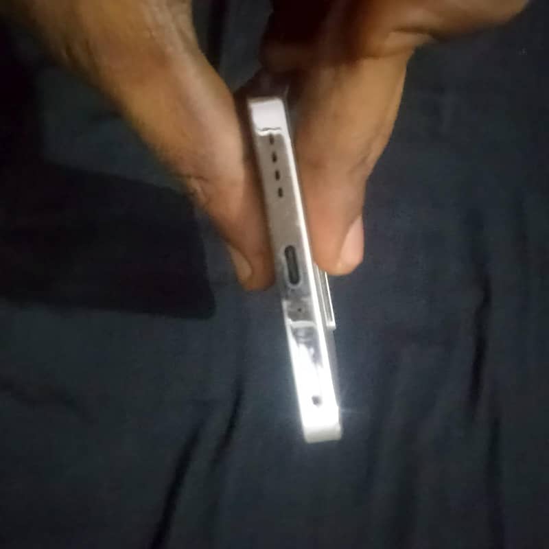 Infinix Note 40 5