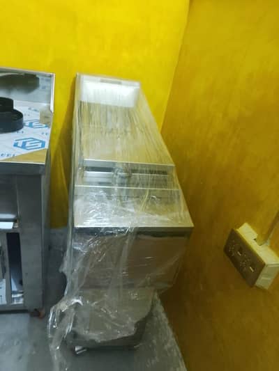 NEW DEEP FRYER